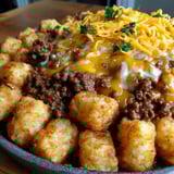 A tater tot casserole with ground beef.