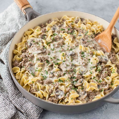 A pan of ground beef stroganoff.